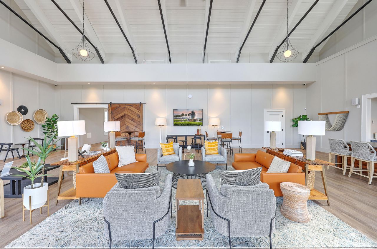 212 Clearblue Lp Photo 36