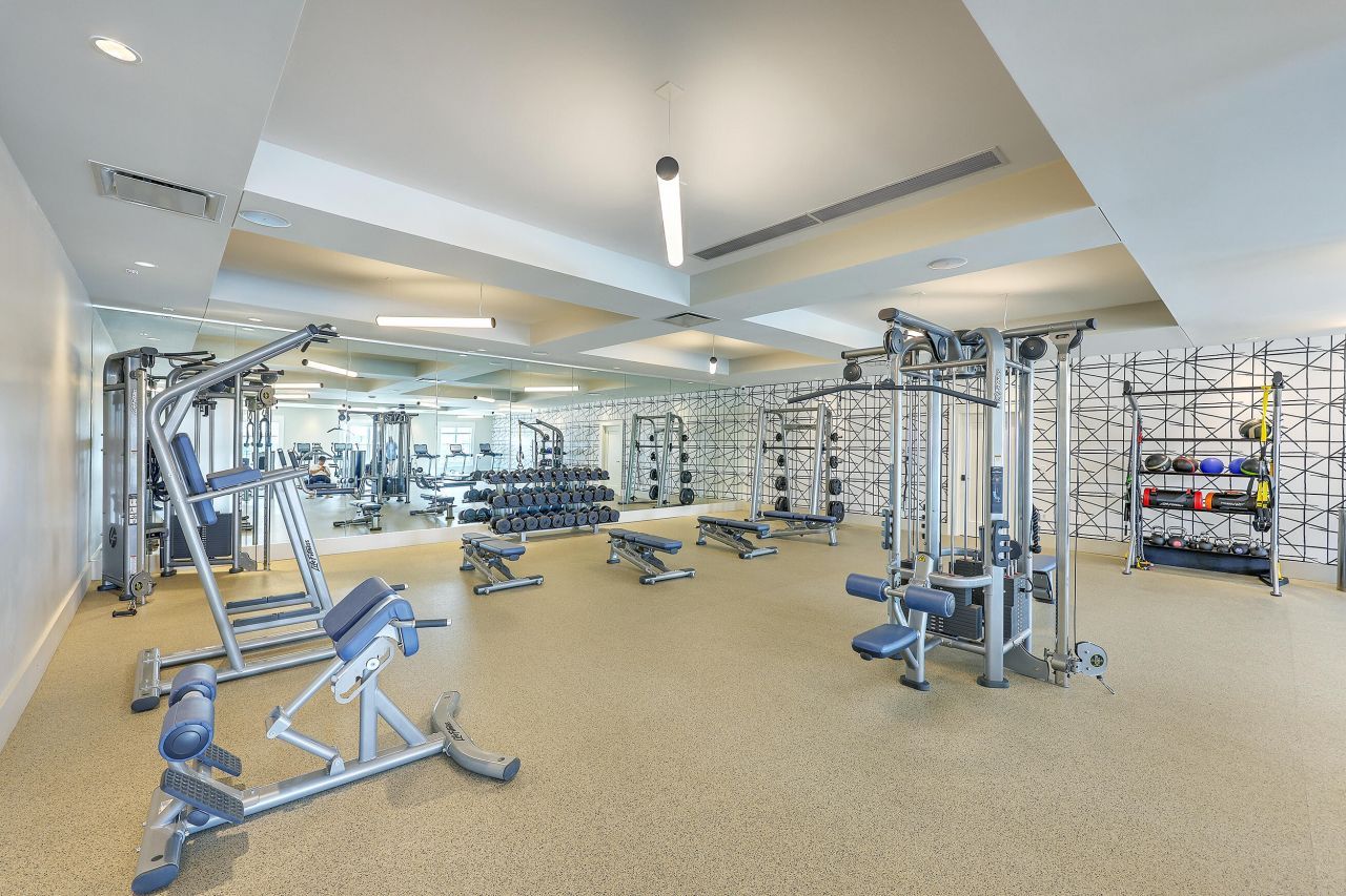 212 Clearblue Lp Photo 38