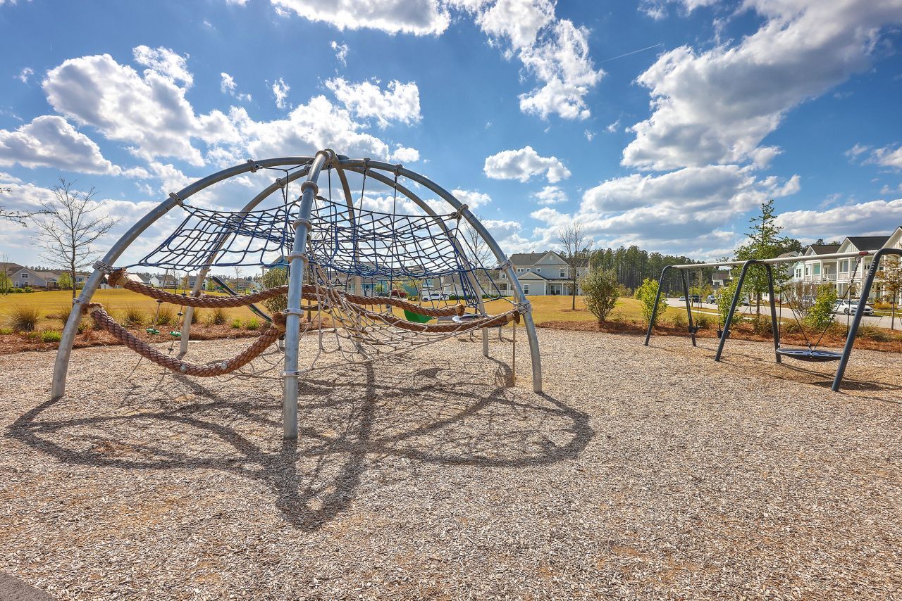 212 Clearblue Lp Photo 39