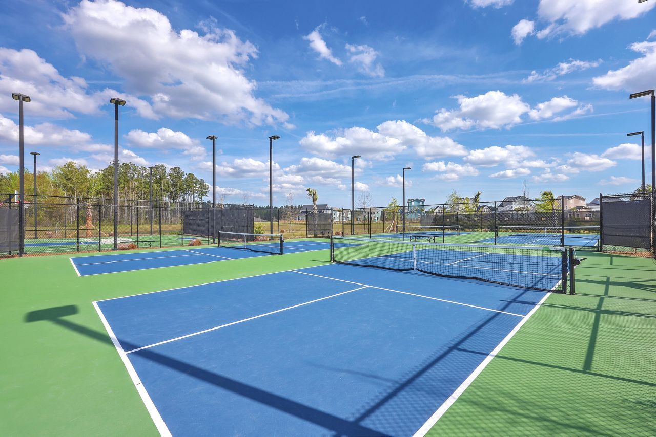 212 Clearblue Lp Photo 40