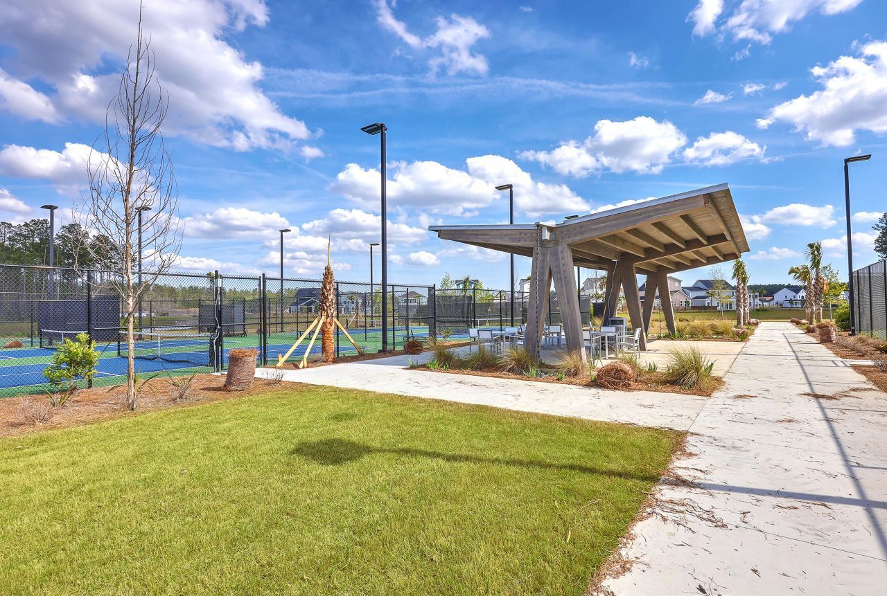 212 Clearblue Lp Photo 46