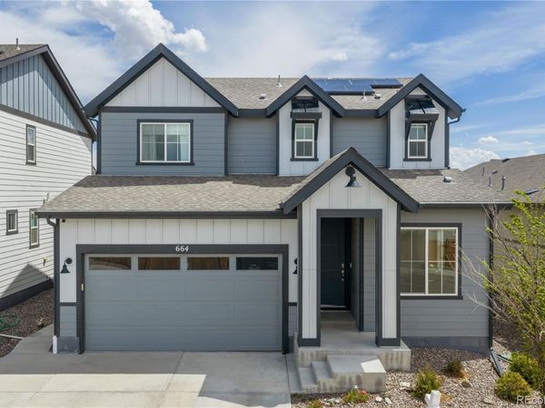 664 N Yantley Street, Aurora, CO 80018