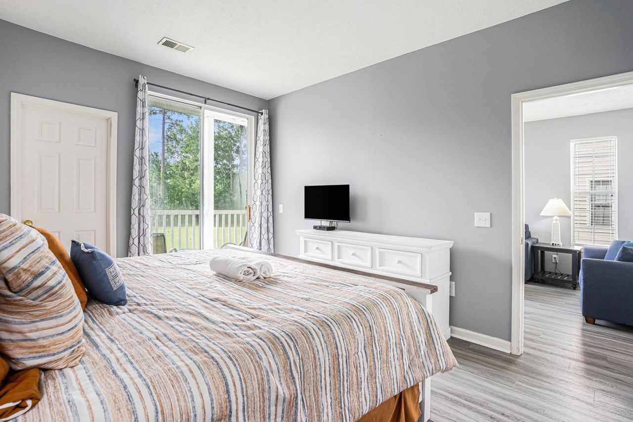 620 River Oaks Dr. Photo 13