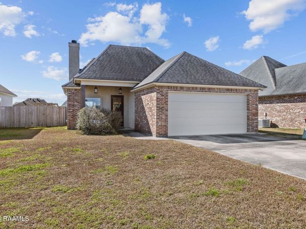 312 Timber Bark Road, Lafayette, LA 70508