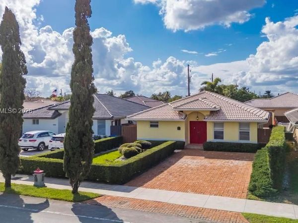 4370 SW 82nd Ave, Miami, FL 33155