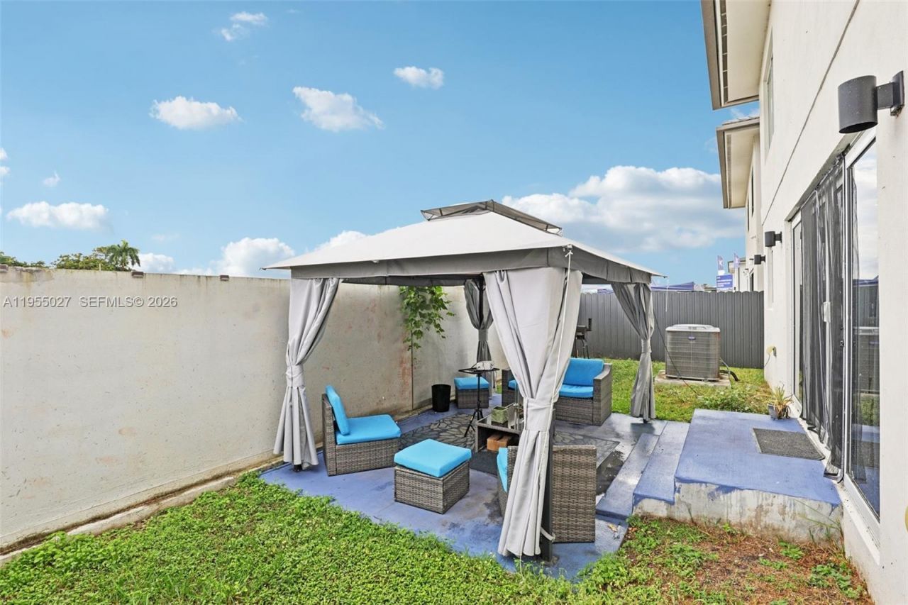 1191 NW 1st St, Florida City, FL 33034 Photo