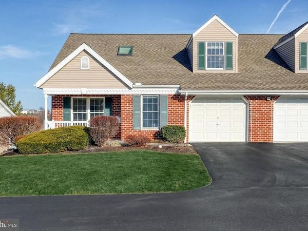 4 BLUE MOUNTAIN VISTA, MECHANICSBURG, PA 17050