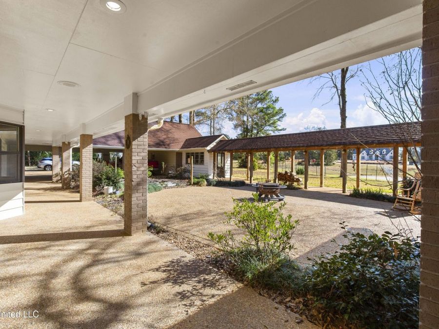 Property Image 64