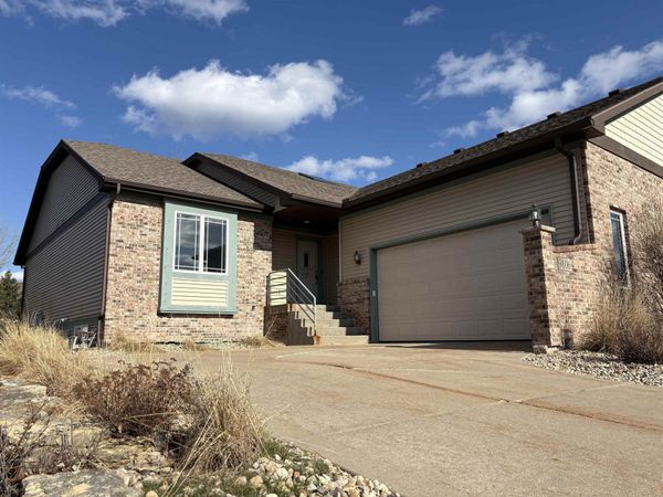 9106 Waterside Street, Middleton, WI 53562