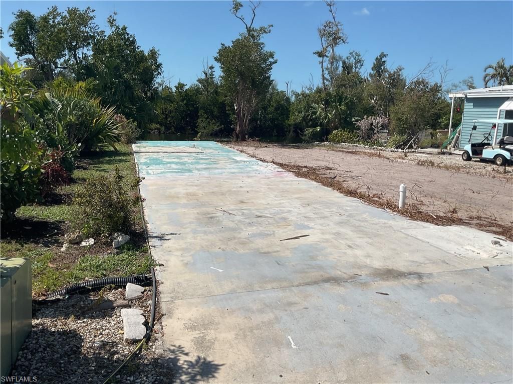 7156 Cobiac Dr, Saint James City, FL 33956 Photo