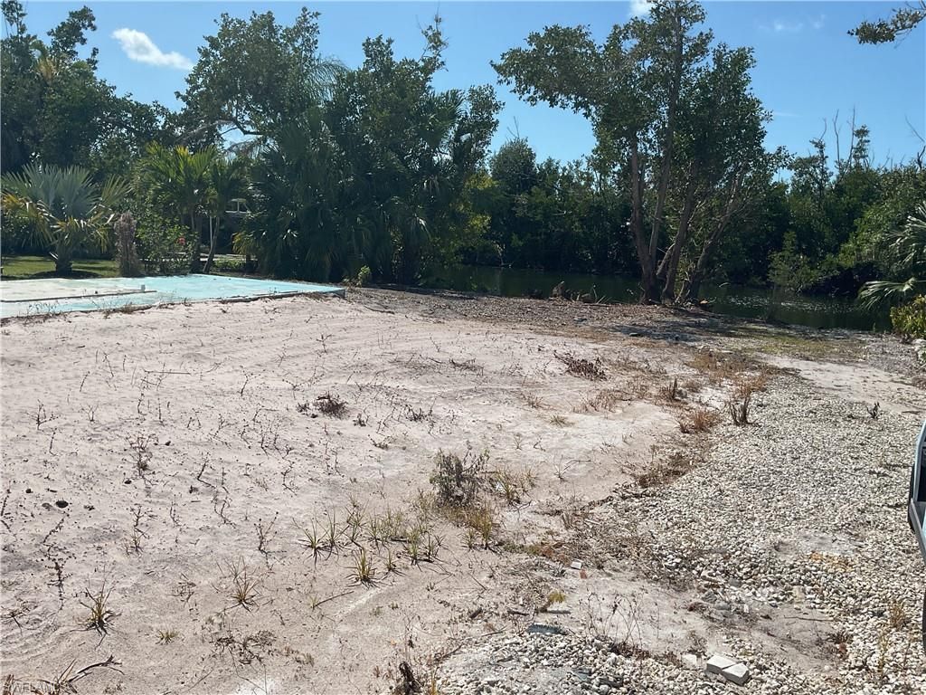 7156 Cobiac Dr, Saint James City, FL 33956 Photo