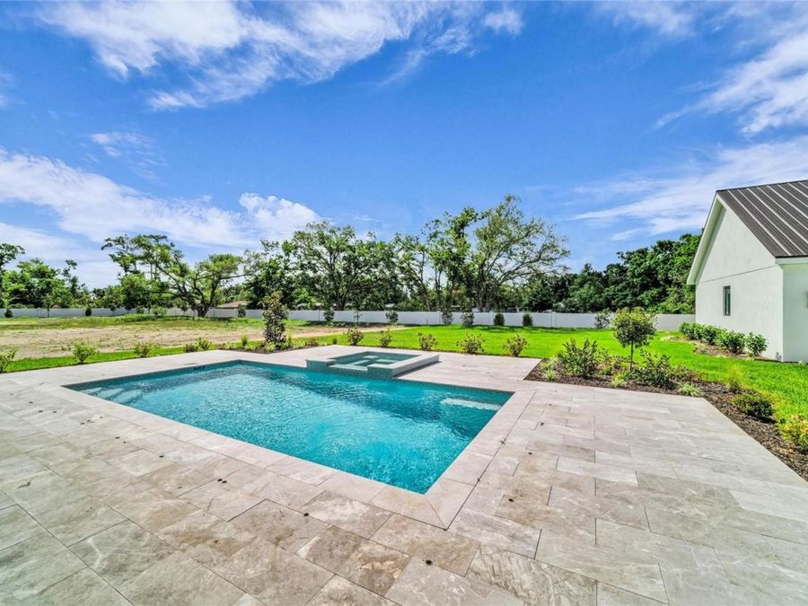 Property Image 73