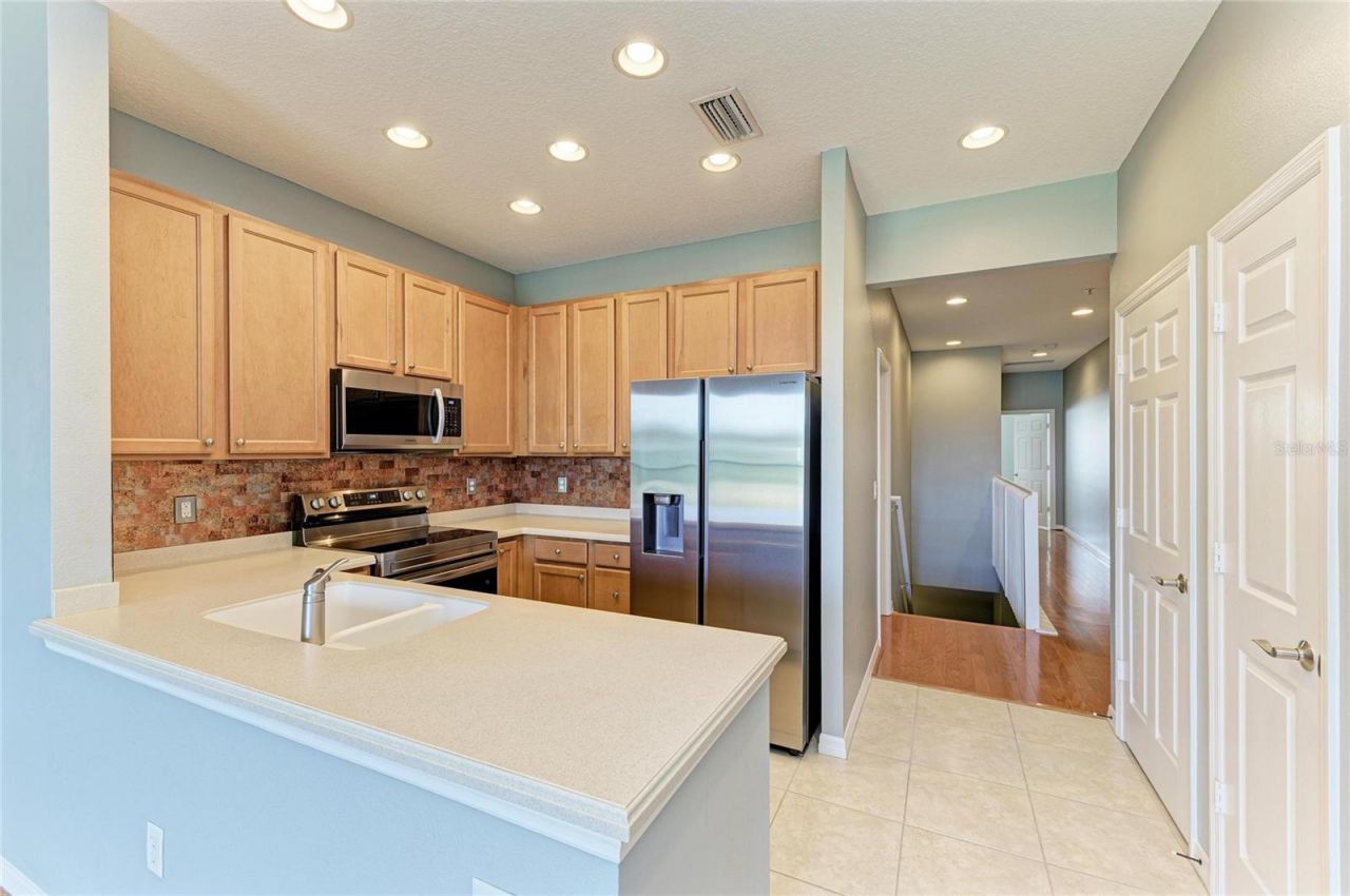 7230 Hamilton Road, Unit 297, Bradenton, FL 34209 Photo