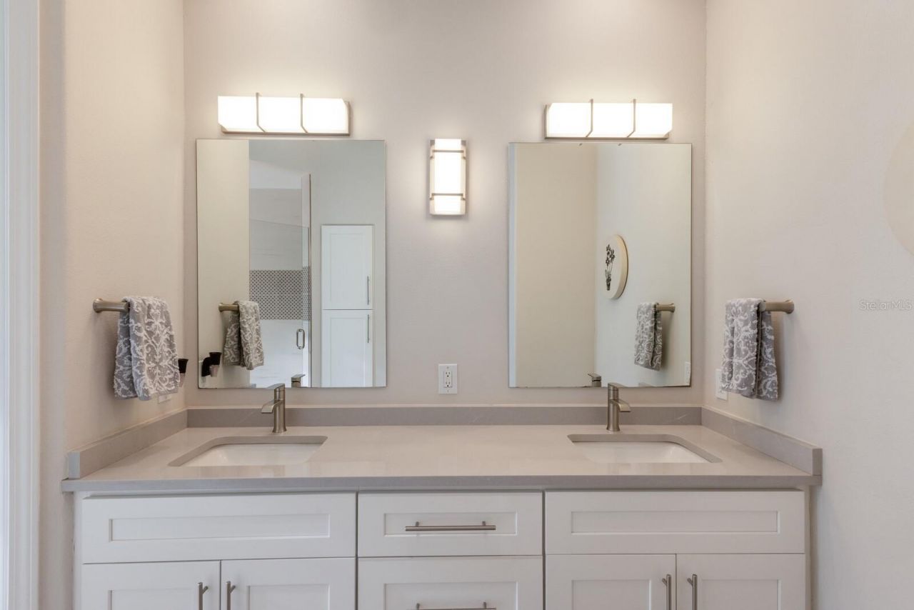 8035 St Simons Street, Unit 8035, University Park, FL 34201 Photo