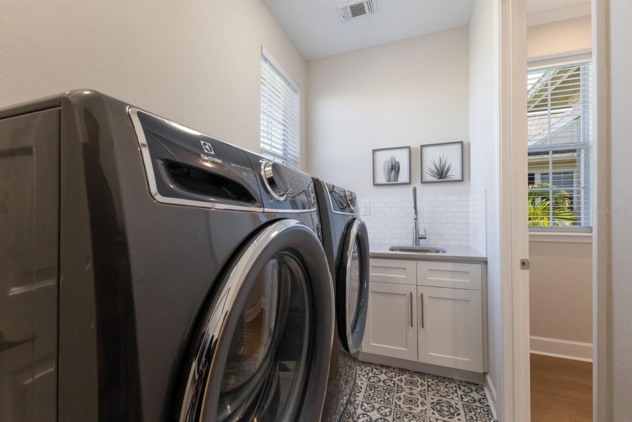 8035 St Simons Street, Unit 8035, University Park, FL 34201 Photo