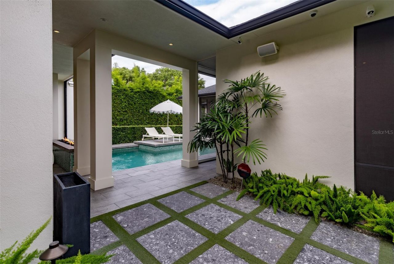 851 Park Lake Court, Orlando, FL 32803 Photo