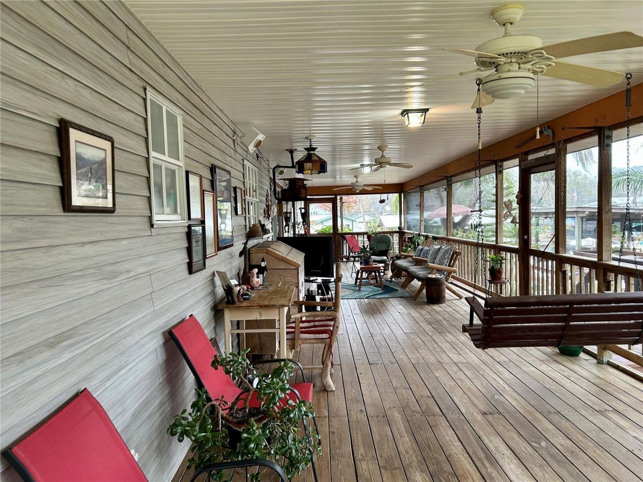 55730 Holiday  Circle, Astor, FL 32102 Photo