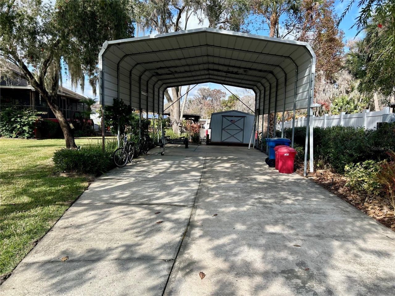 55730 Holiday  Circle, Astor, FL 32102 Photo