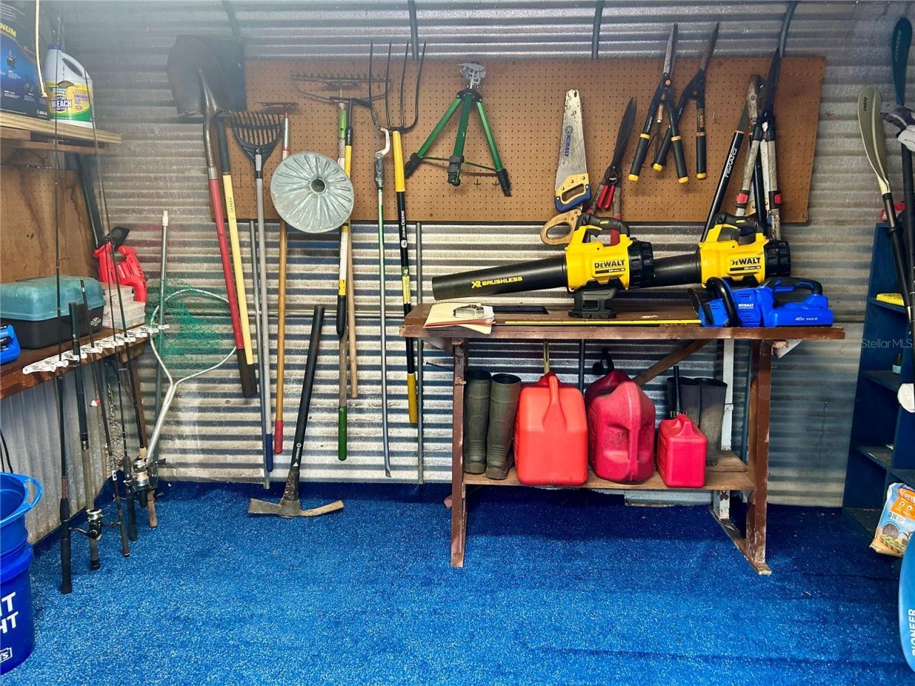 55730 Holiday  Circle, Astor, FL 32102 Photo