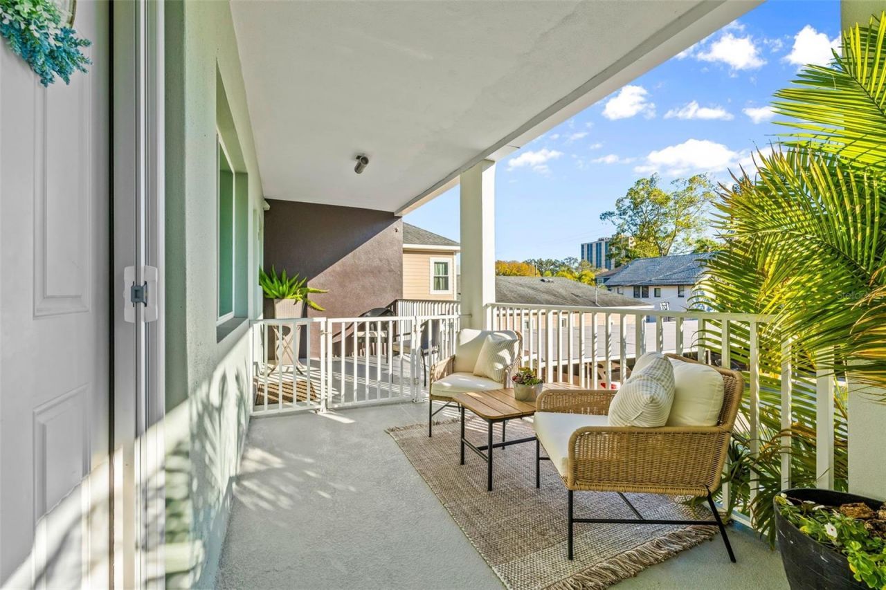 410 12th Avenue Ne, Unit 8, Saint Petersburg, FL 33701 Photo