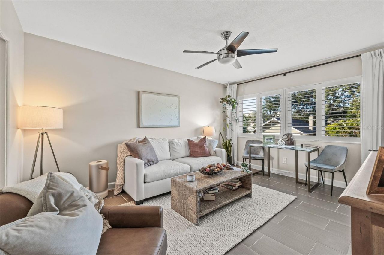 410 12th Avenue Ne, Unit 8, Saint Petersburg, FL 33701 Photo