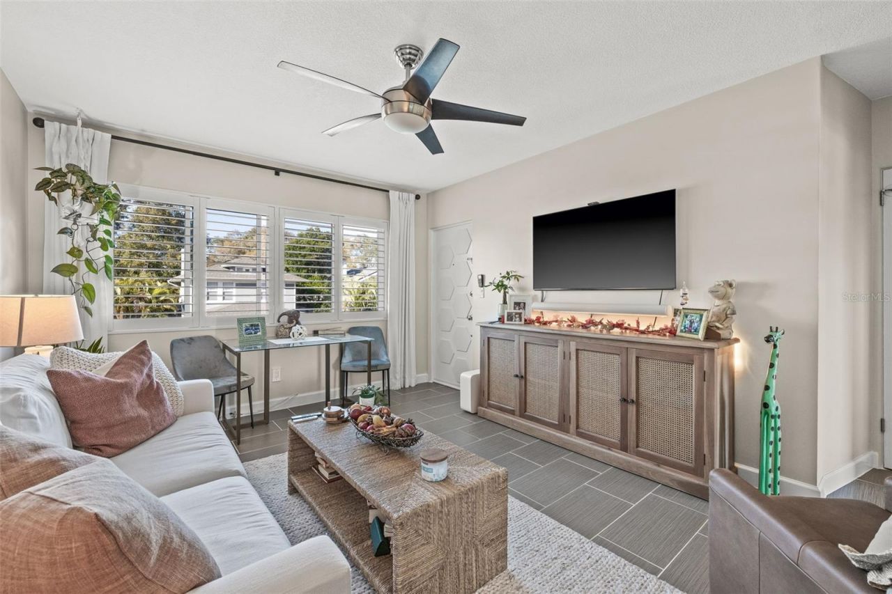 410 12th Avenue Ne, Unit 8, Saint Petersburg, FL 33701 Photo