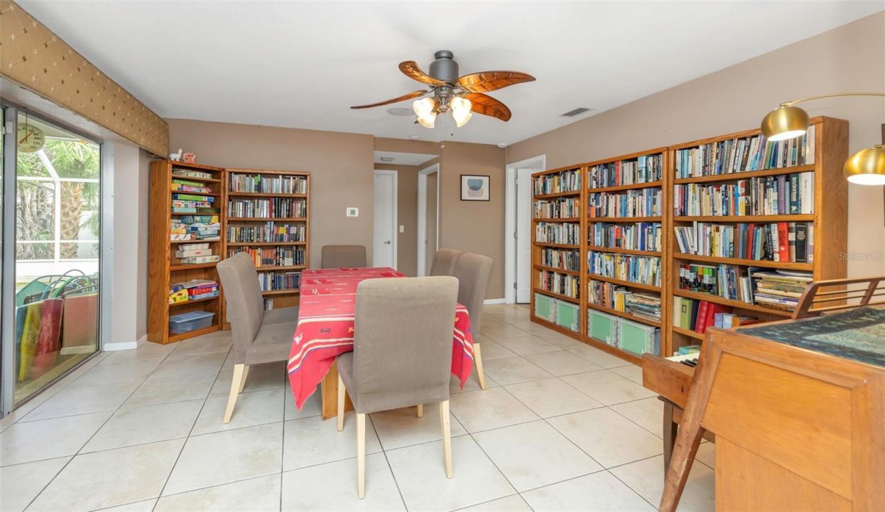 4313 50th Place S, Saint Petersburg, FL 33711 Photo