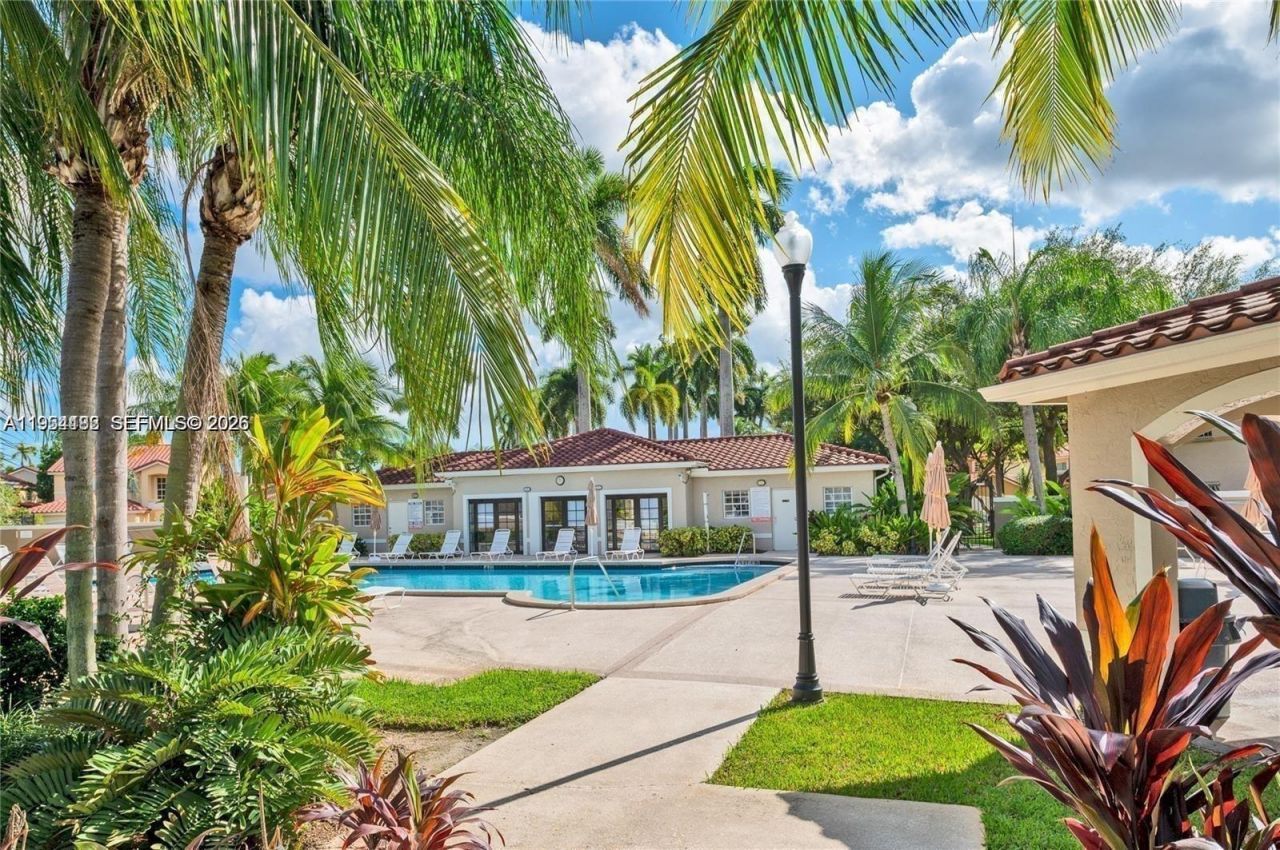 13934 SW 102nd Ln, Unit 13934, Miami, FL 33186 Photo