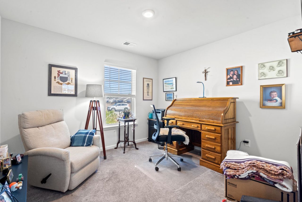 1404 Jardine Loop Photo 29