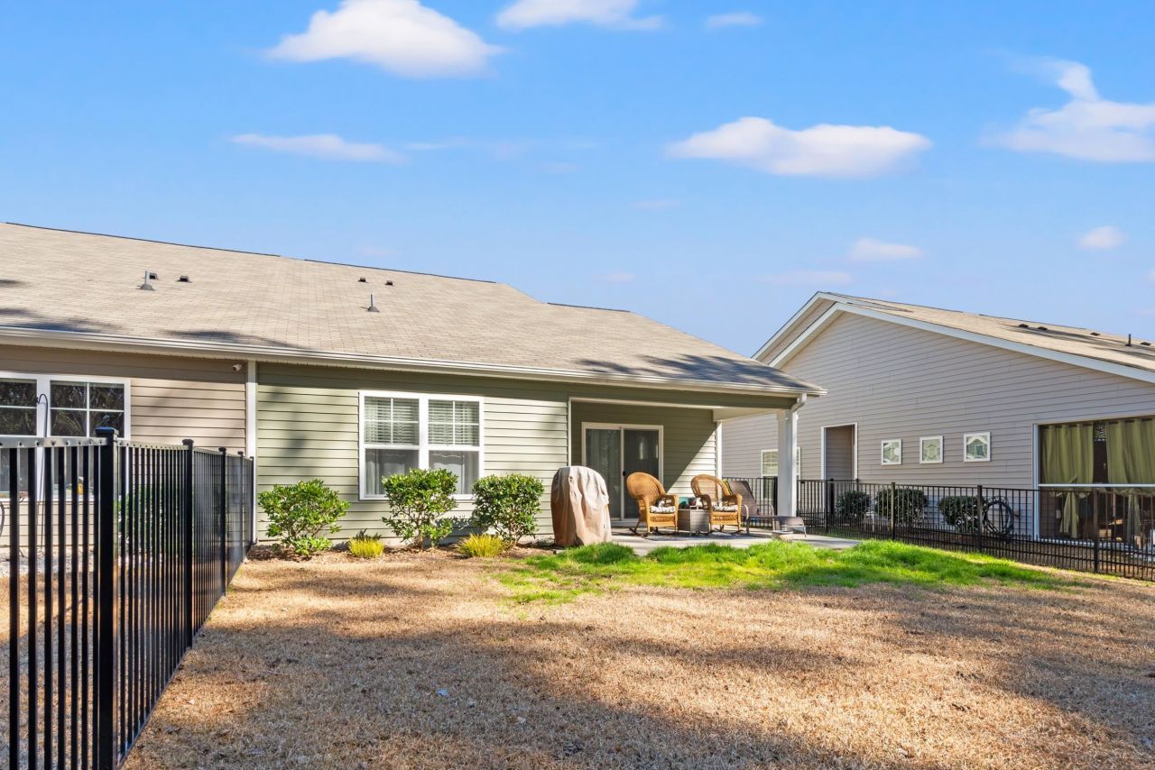 1404 Jardine Loop Photo 7