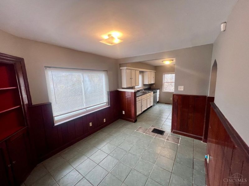 3162 Sunshine Avenue, Cincinnati, OH 45211 Photo 7