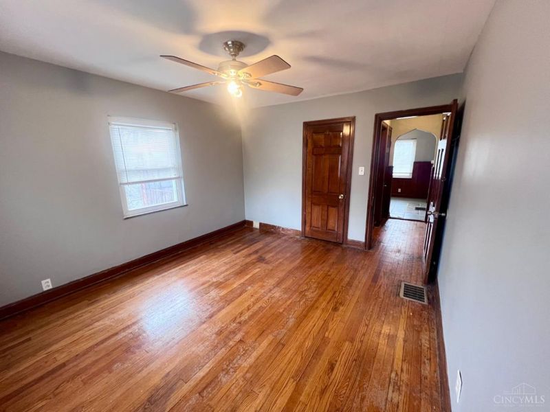 3162 Sunshine Avenue, Cincinnati, OH 45211 Photo 9