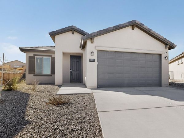 1200 Vallecito Loop NW, Los Lunas, NM 87031