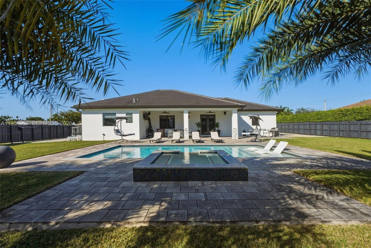 1410 NW 19th St, Homestead, FL 33030 Photo