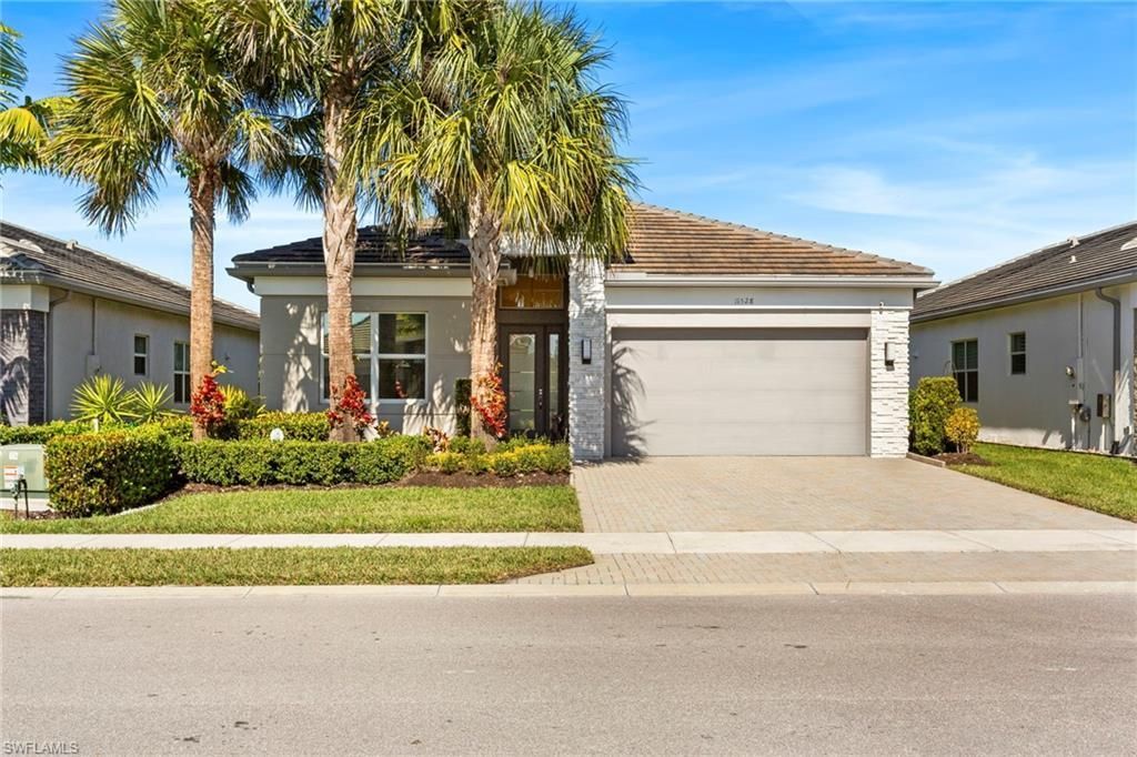 11528 Jacaranda Dr, Naples, FL 34120 Photo