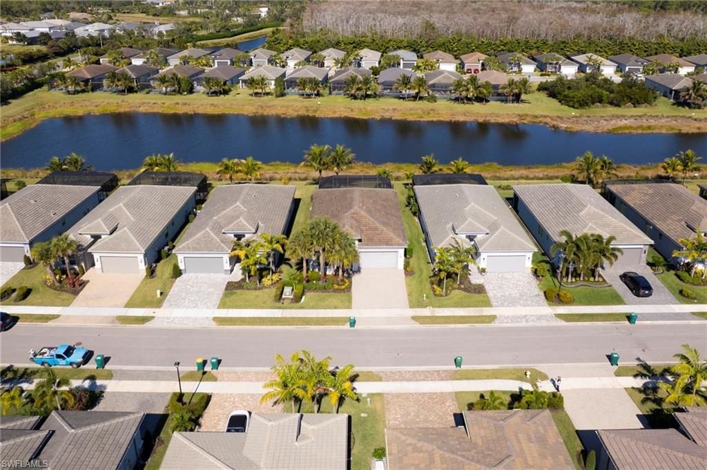 11528 Jacaranda Dr, Naples, FL 34120 Photo