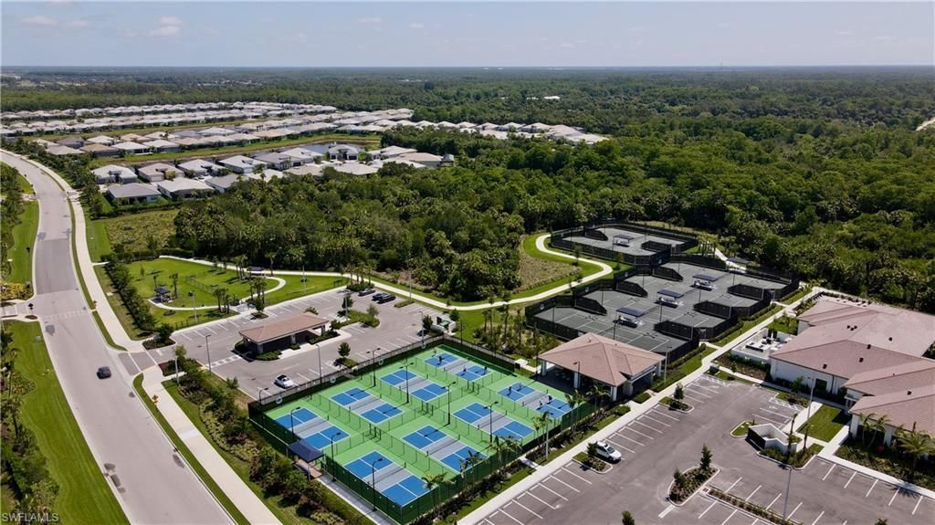 11528 Jacaranda Dr, Naples, FL 34120 Photo