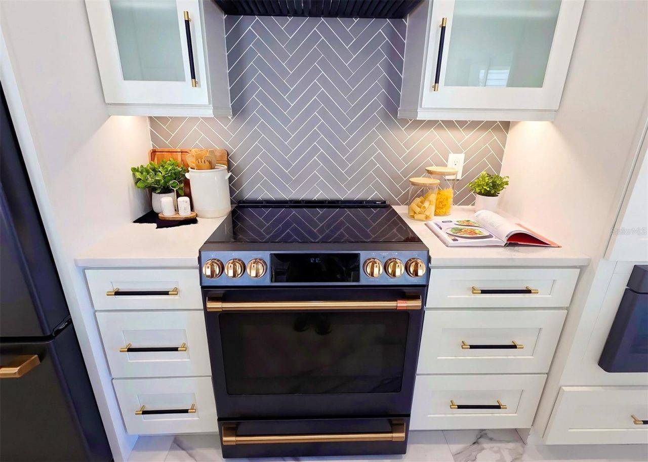 1156 Cocoanut Avenue, Sarasota, FL 34236 Photo