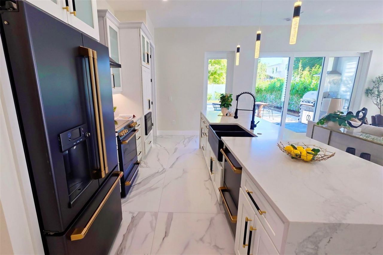 1156 Cocoanut Avenue, Sarasota, FL 34236 Photo