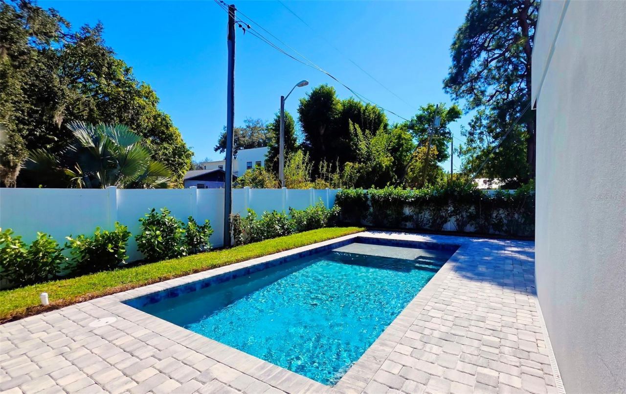 1156 Cocoanut Avenue, Sarasota, FL 34236 Photo