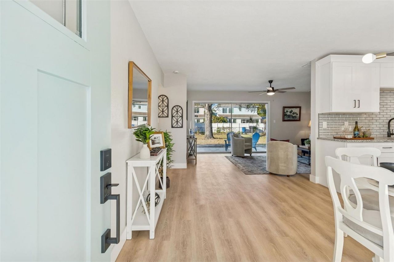 1839 46th Avenue N, Saint Petersburg, FL 33714 Photo