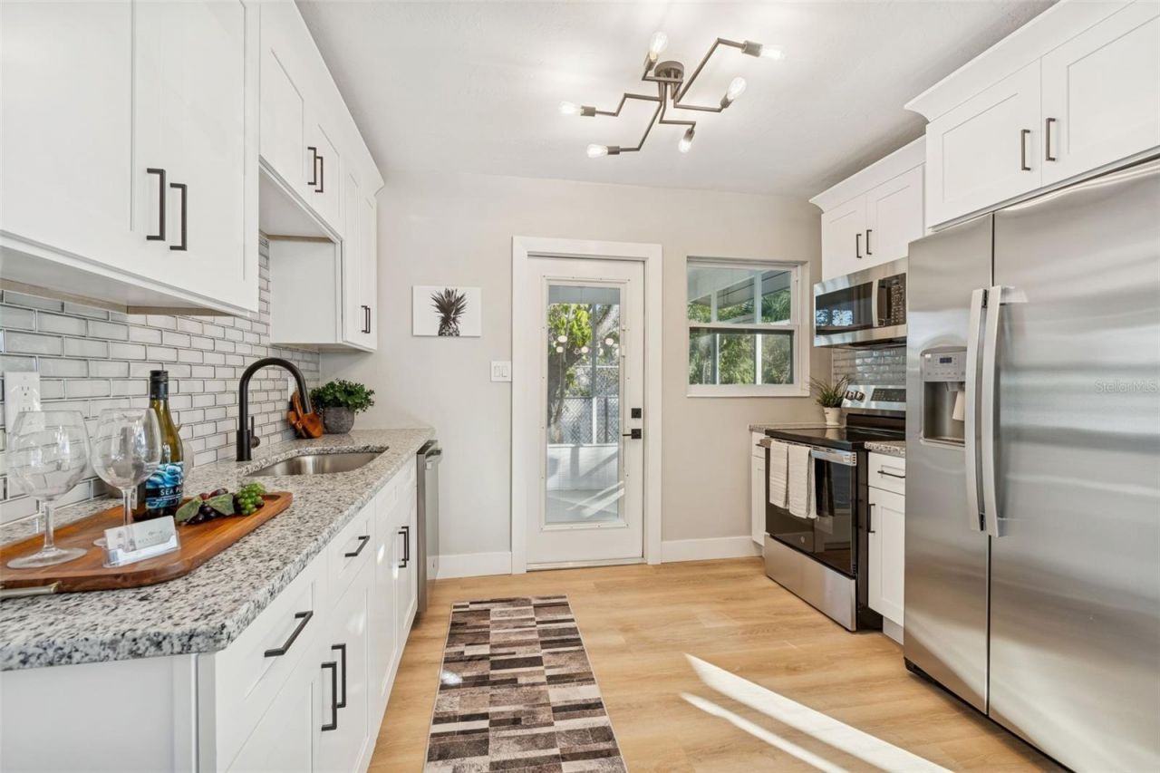 1839 46th Avenue N, Saint Petersburg, FL 33714 Photo