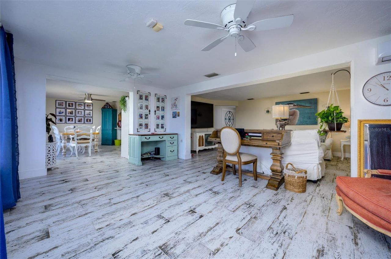 1053 Grand Boulevard, Holiday, FL 34690 Photo