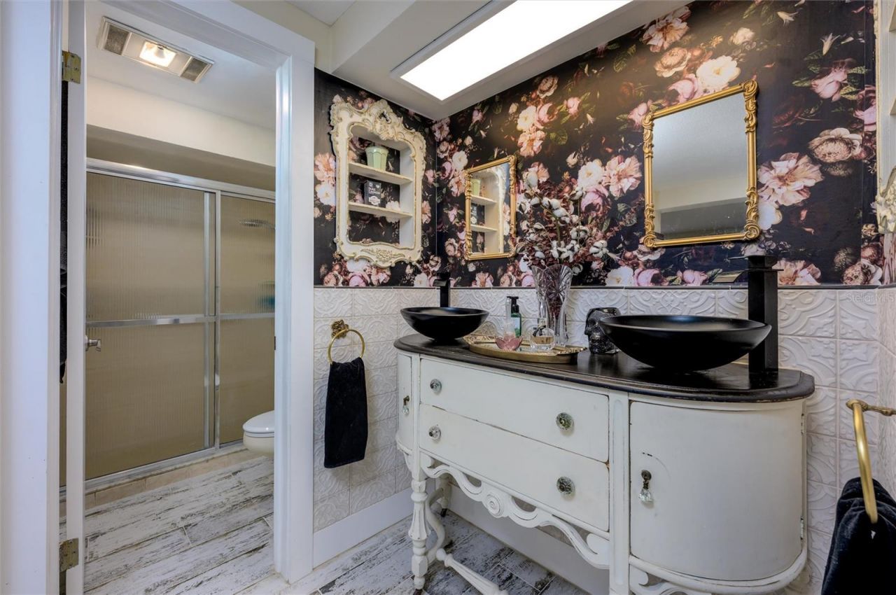 1053 Grand Boulevard, Holiday, FL 34690 Photo