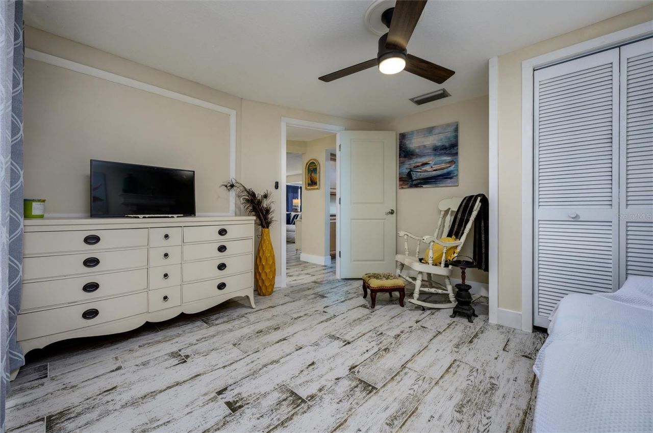 1053 Grand Boulevard, Holiday, FL 34690 Photo