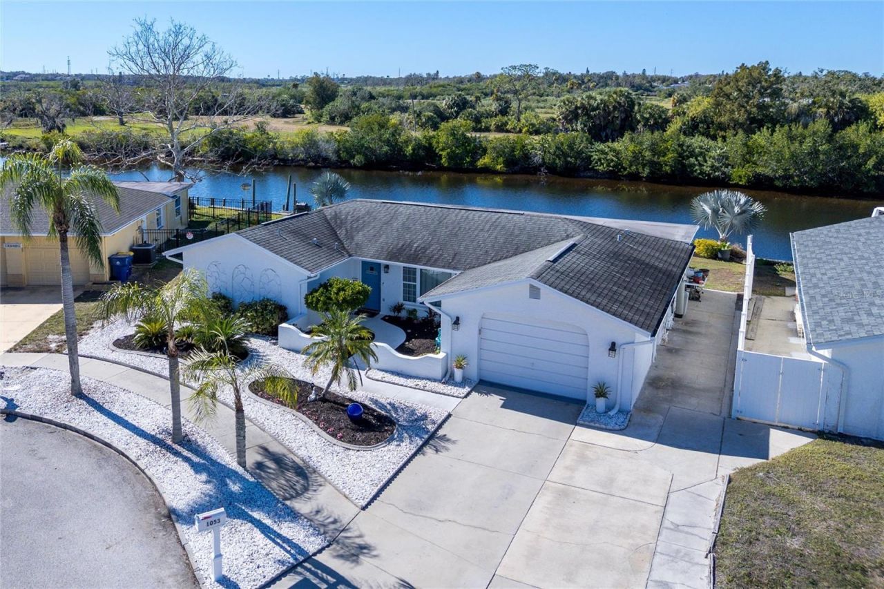 1053 Grand Boulevard, Holiday, FL 34690 Photo