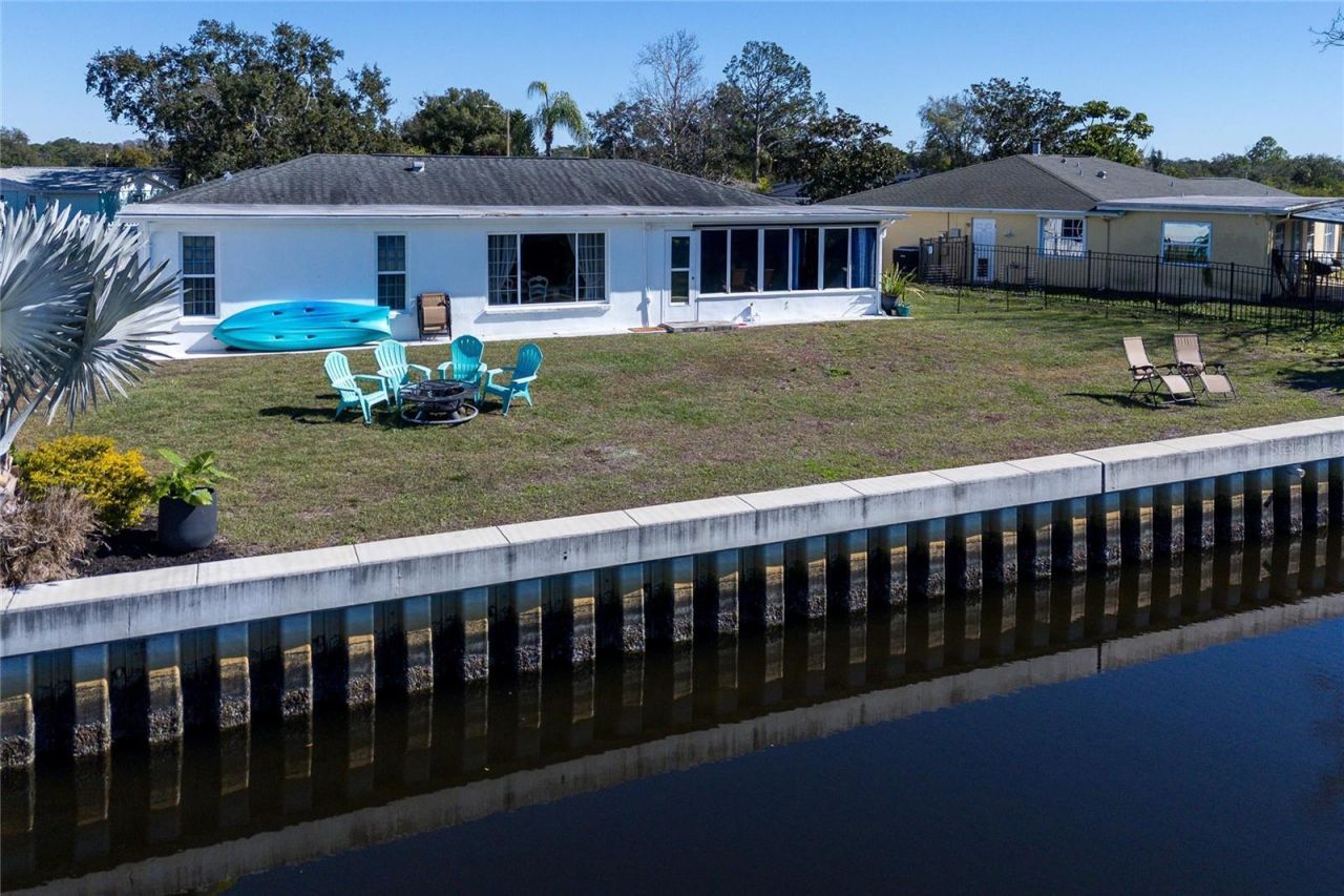 1053 Grand Boulevard, Holiday, FL 34690 Photo