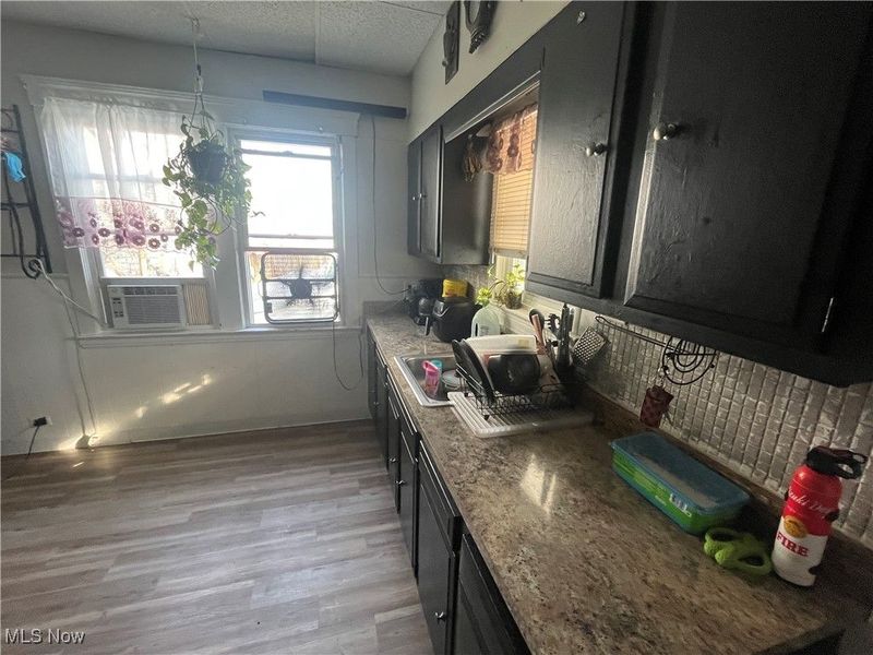 7409 Dearborn Avenue, Cleveland, OH 44102 Photo 13