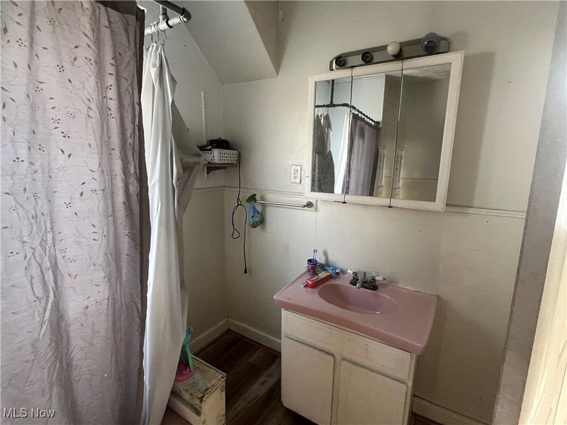 7409 Dearborn Avenue, Cleveland, OH 44102 Photo 19