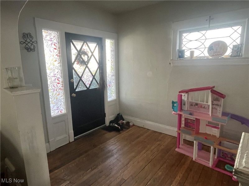 7409 Dearborn Avenue, Cleveland, OH 44102 Photo 32